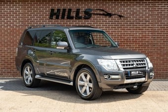 Mitsubishi Shogun 2014