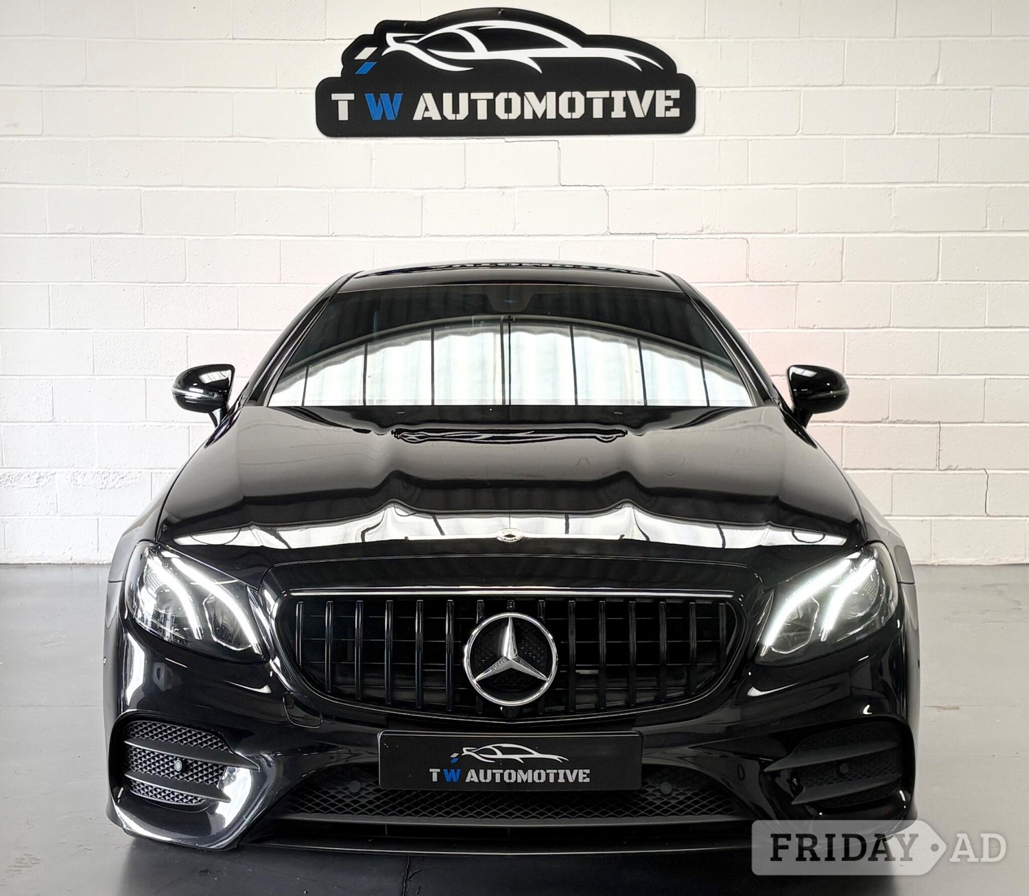 [ berth ]Mercedes-Benz E Class
