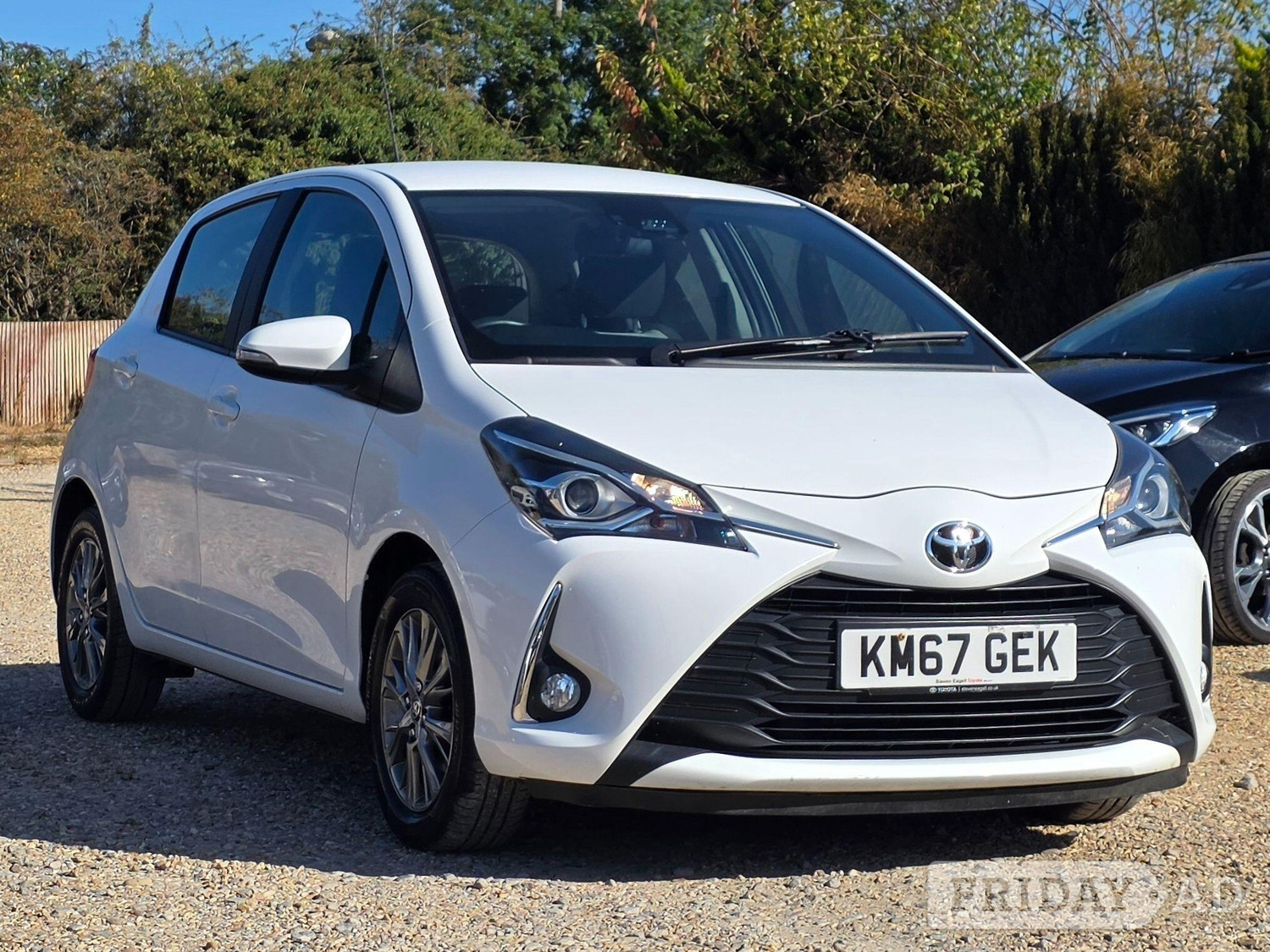 Toyota Yaris 2017 - Cars