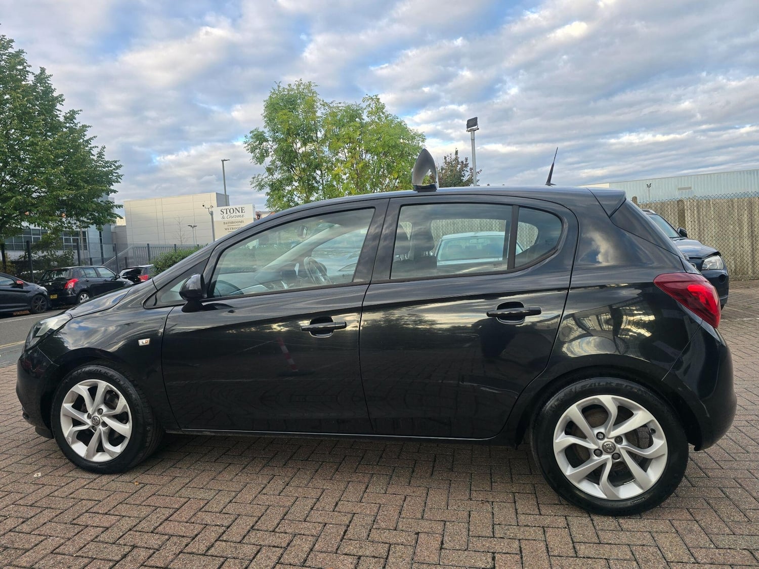 Vauxhall Corsa 2015 - Cars in Camberley