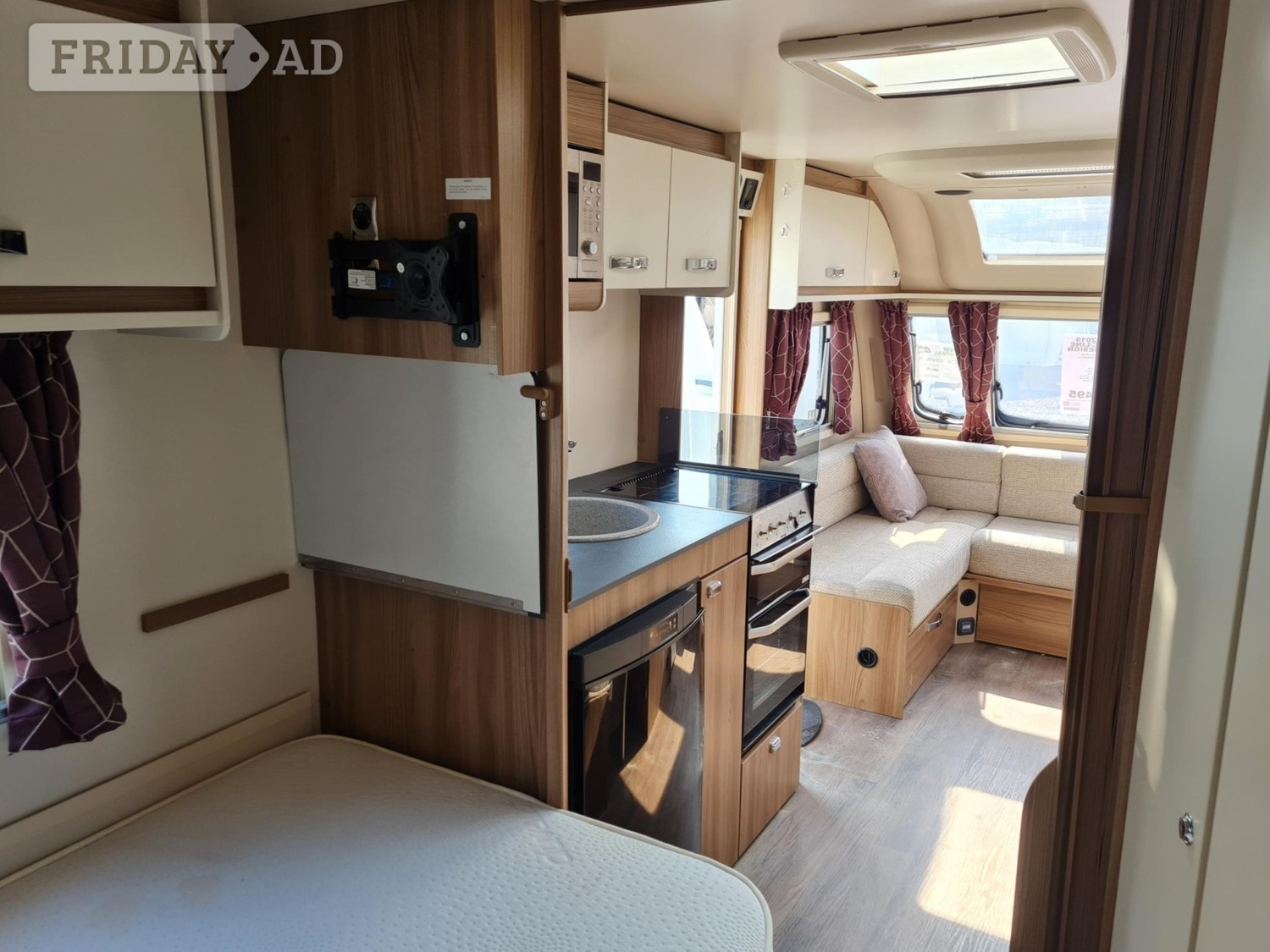 Swift Coastline Q6 Design Edition 2019 - Motorhomes & Caravans in Highbridge