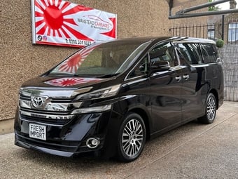 Toyota Vellfire 2015