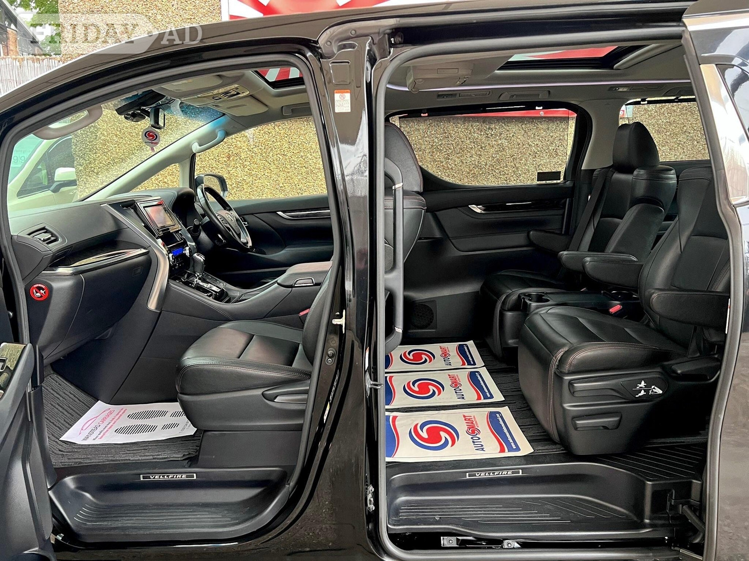 Toyota Vellfire Chingford