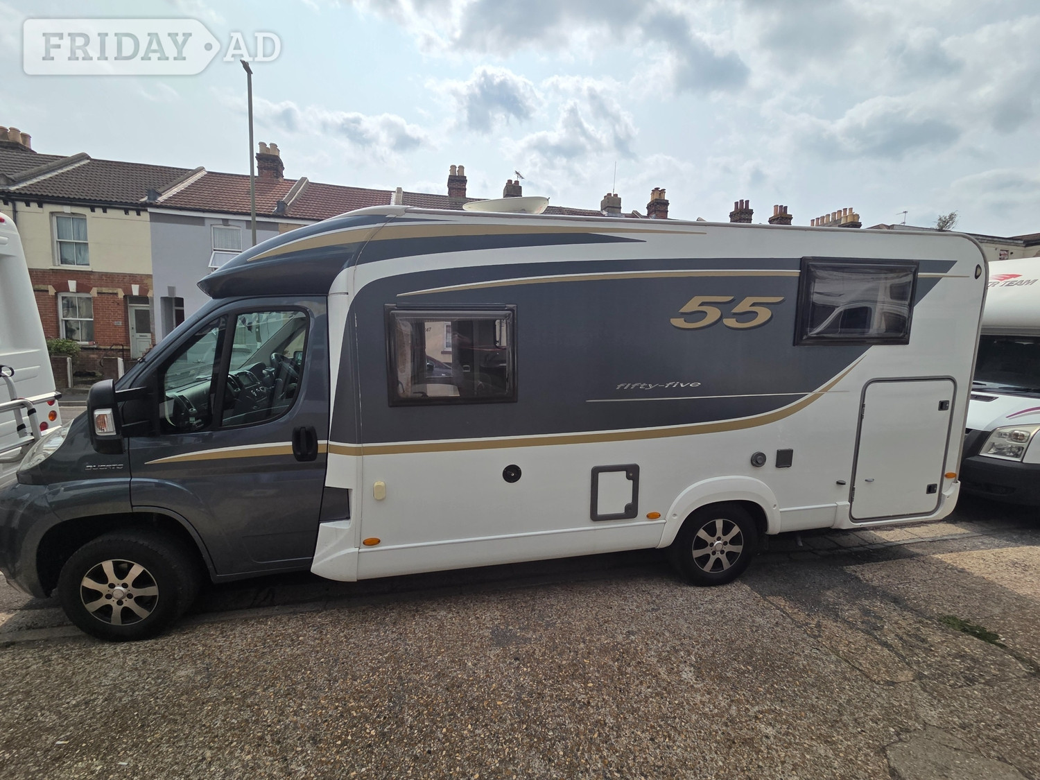 Burstner Nexxo T690 G 2014 in Gosport