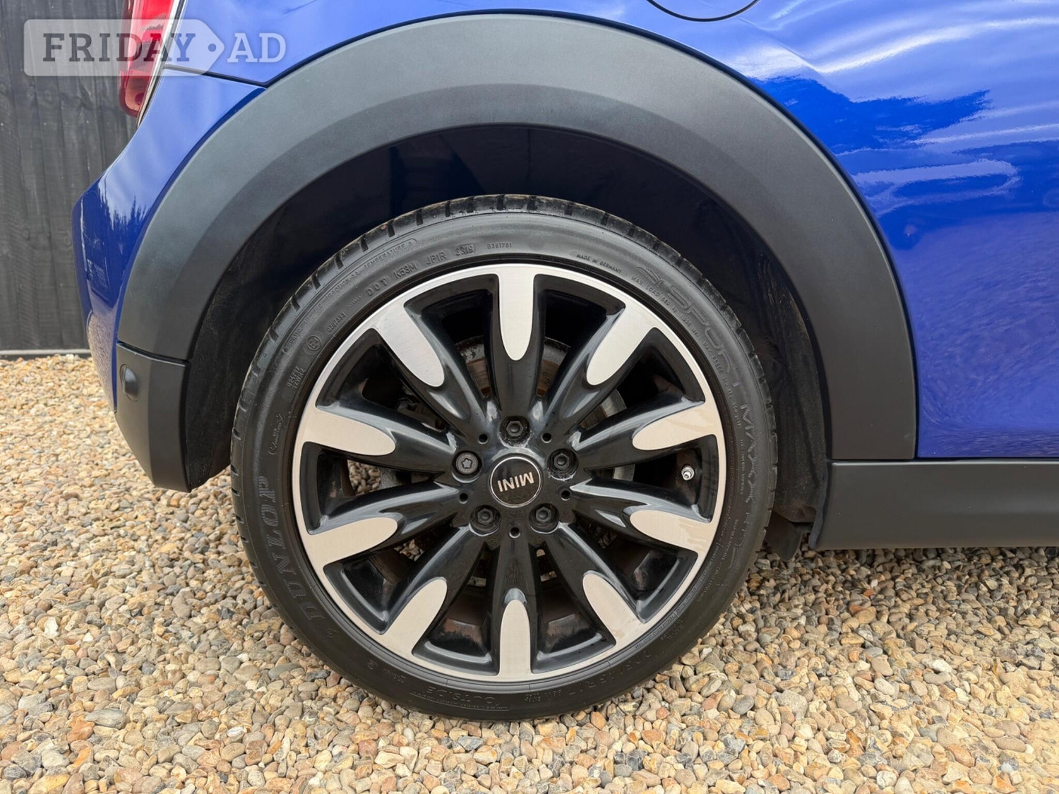 Mini Hatch 2019 - Cars
