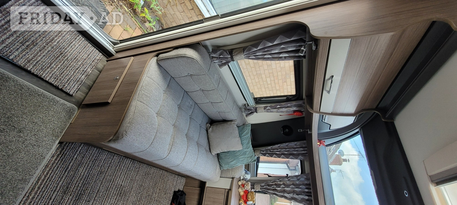Coachman VIP 575 2023 - Motorhomes & Caravans
