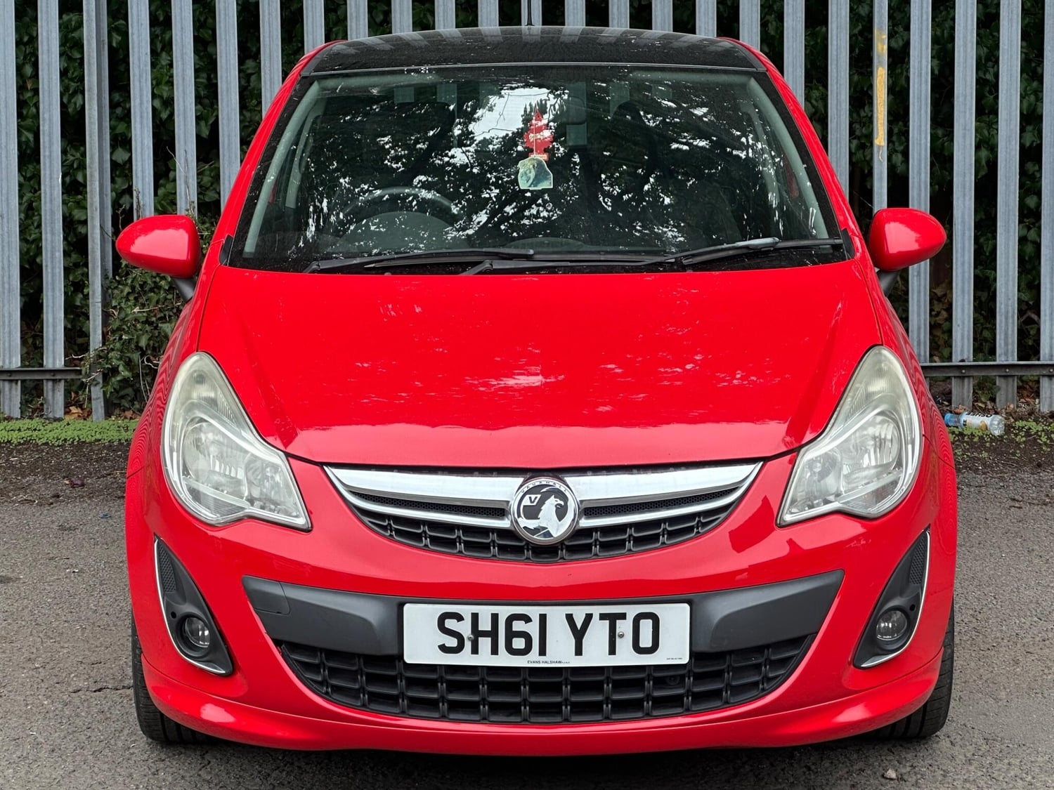[ berth ]Vauxhall Corsa
