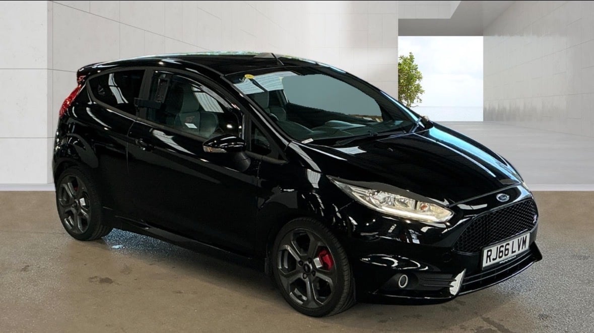 Ford Fiesta 2016 - Cars in Lochgelly