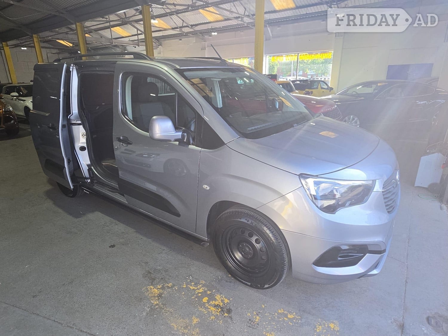 Vauxhall Combo 2019 in Pontypridd