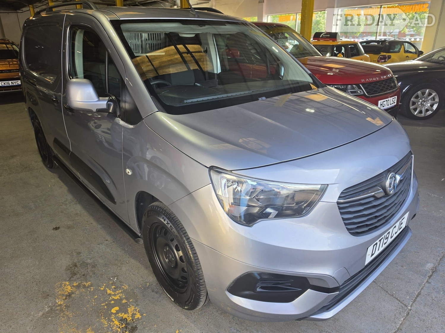 Vauxhall Combo 2019 - Vans & Commercial Vehicles