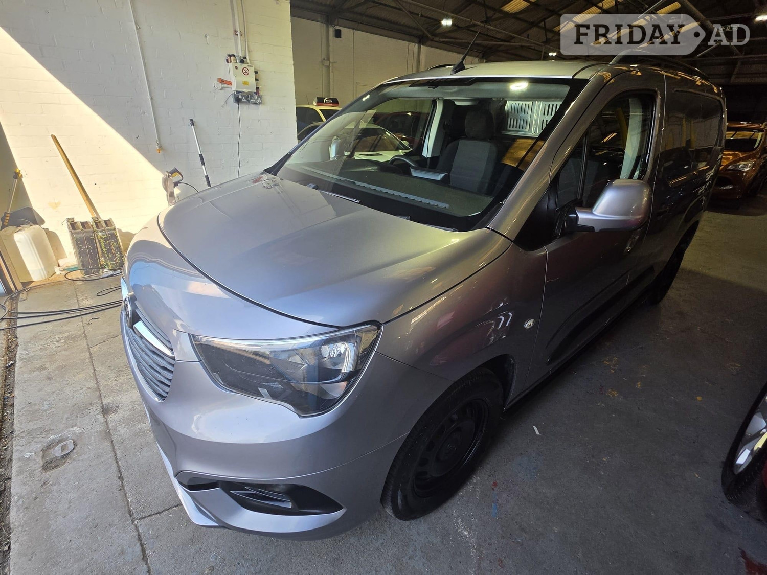 [ berth ]Vauxhall Combo