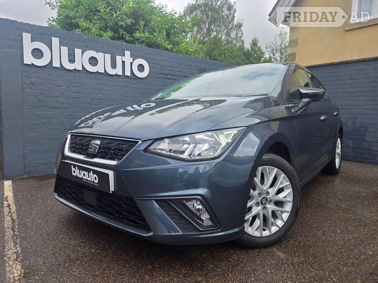 [ berth ]SEAT Ibiza
