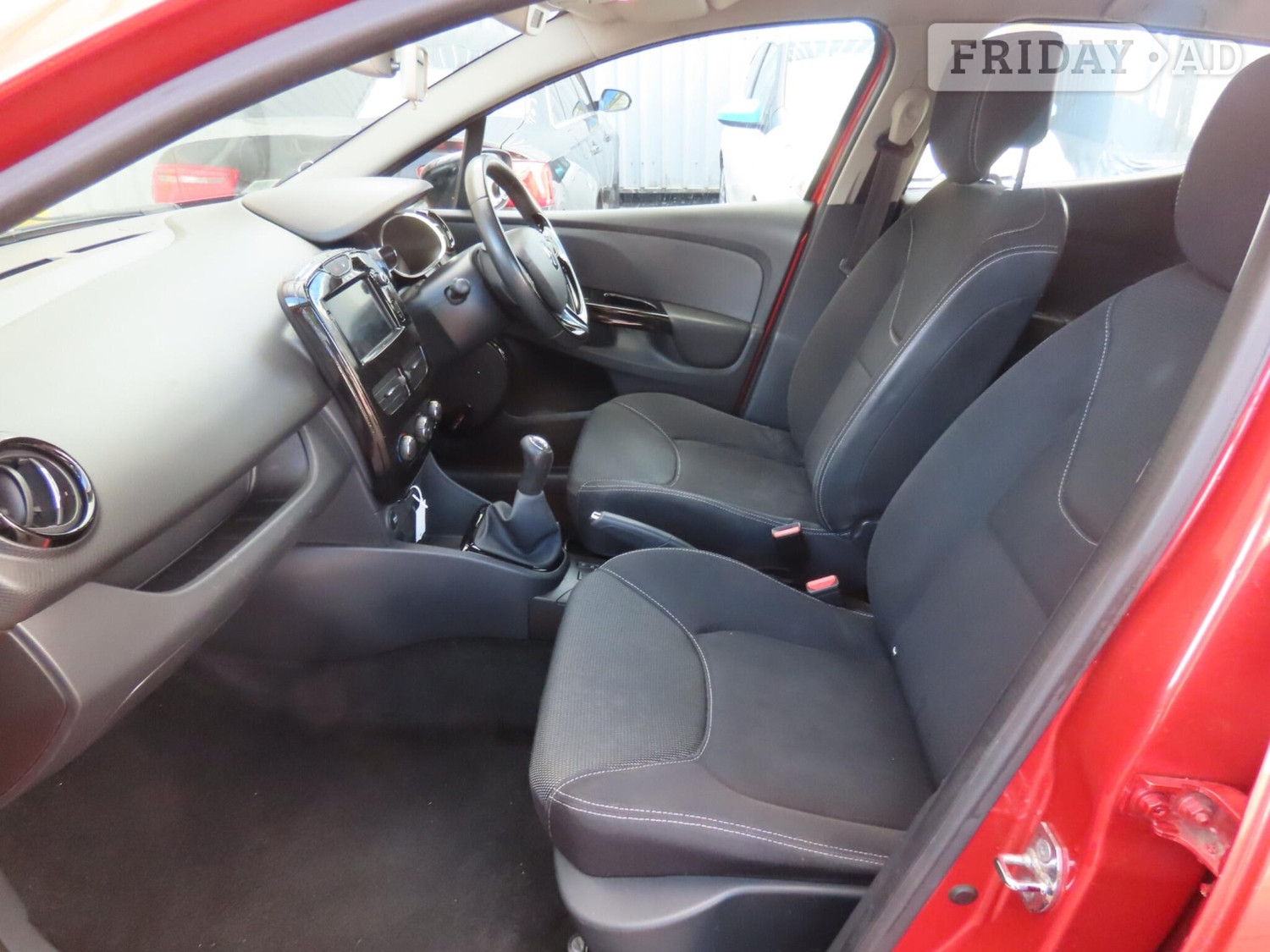 [ berth ]Renault Clio