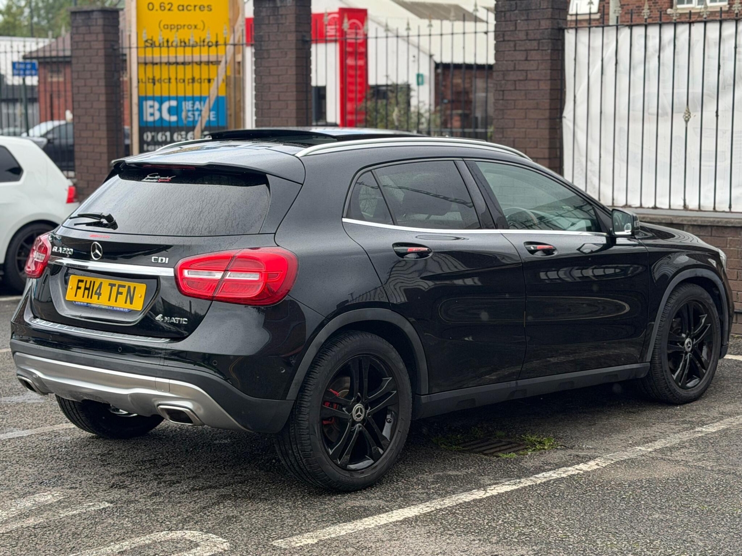 Mercedes-Benz GLA 2014 - Cars