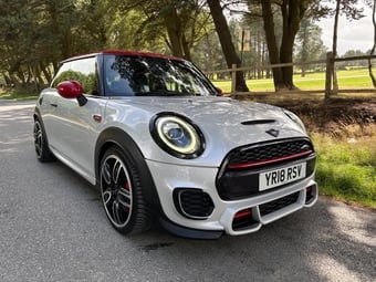 Mini Hatch 2018