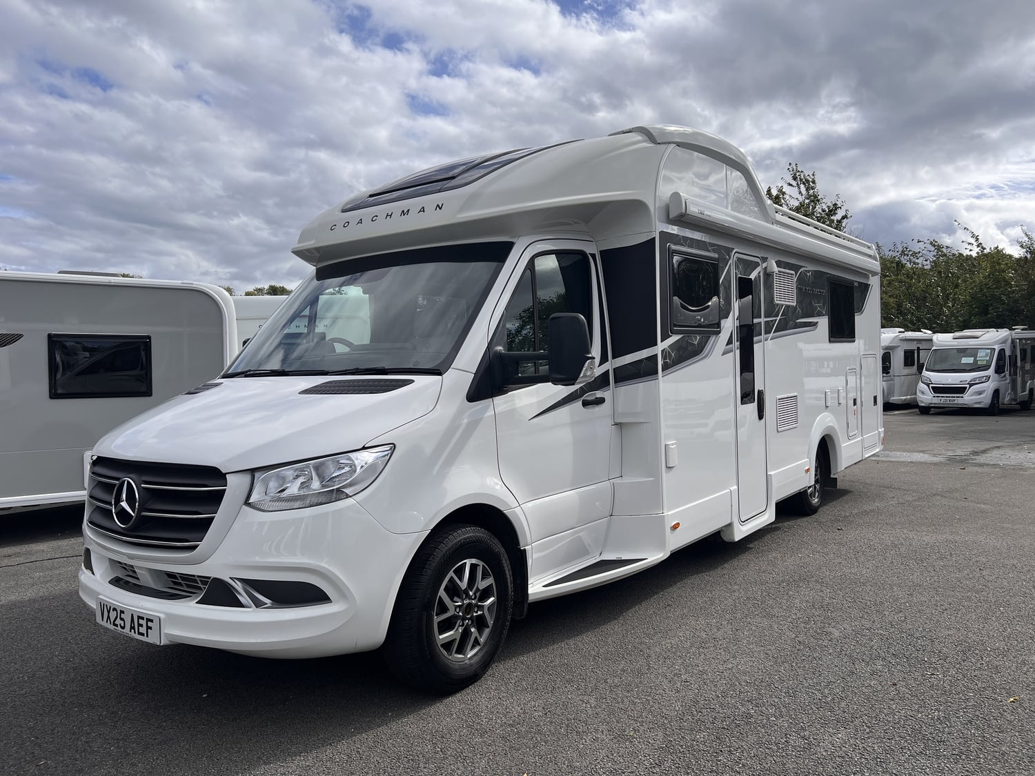 Coachman Travel Master 545 Nottingham