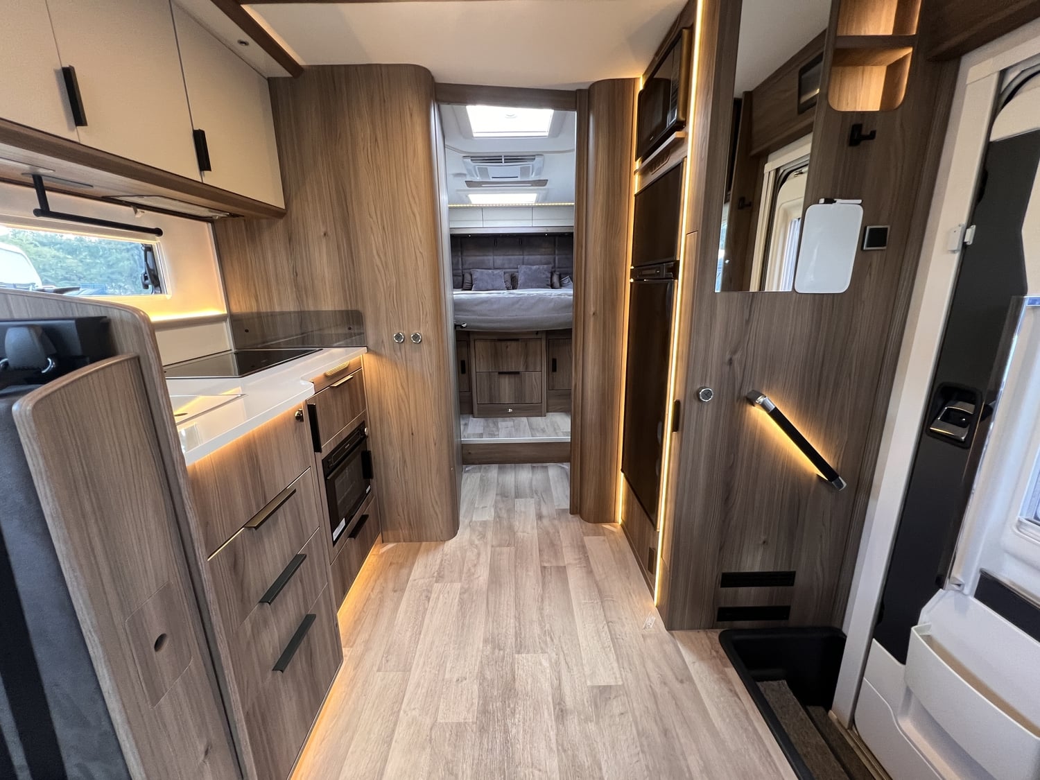 Coachman Travel Master 545 2025 for sale - Motorhomes & Caravans in Nottingham