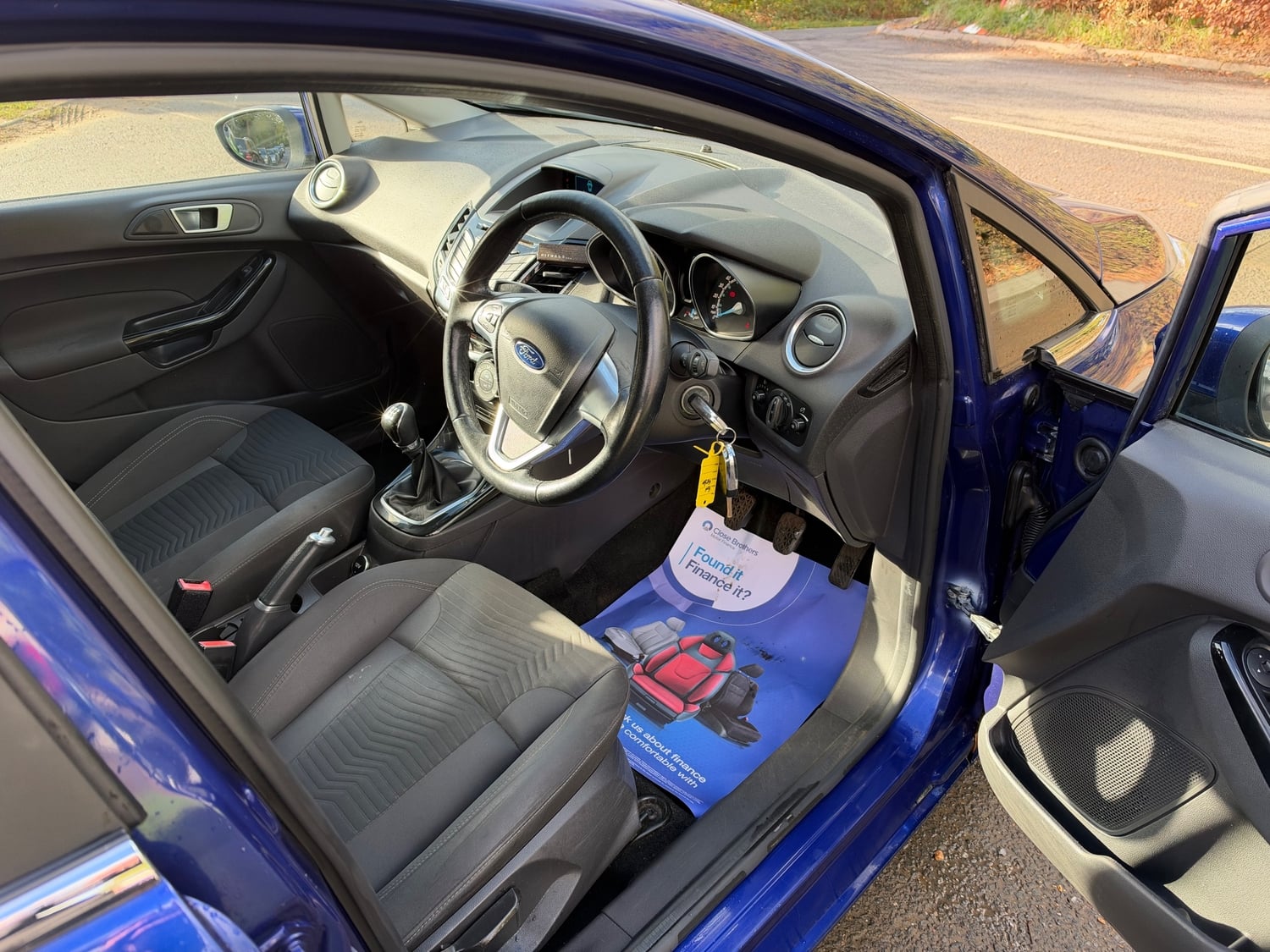 Ford Fiesta 2015 - Cars