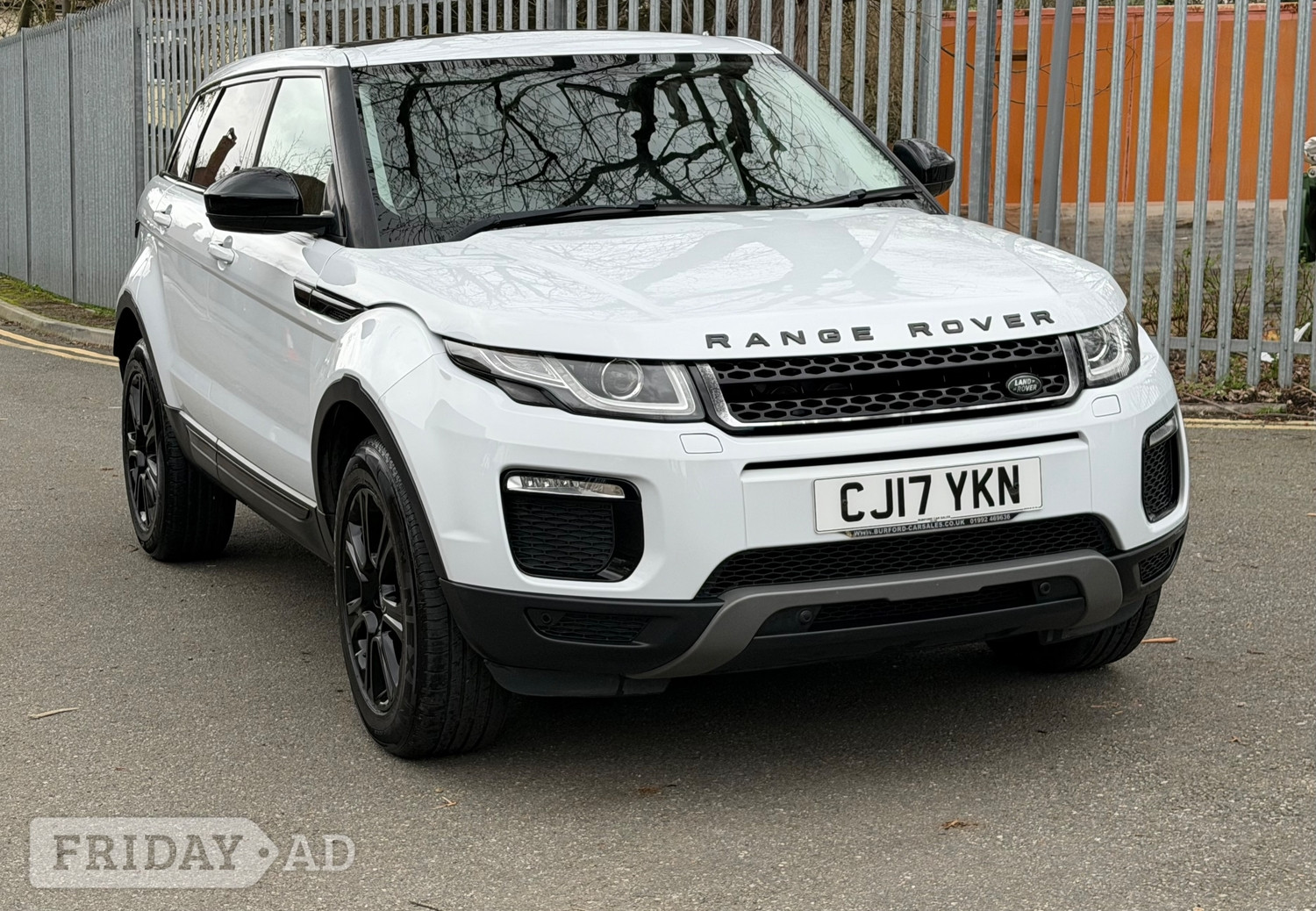 Land Rover Range Rover Evoque 2017 in Barking
