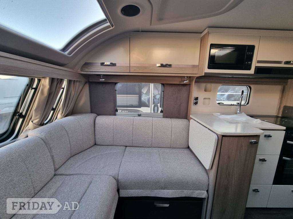 Swift Conqueror Grande 560 L 2026 - Motorhomes & Caravans in Highbridge
