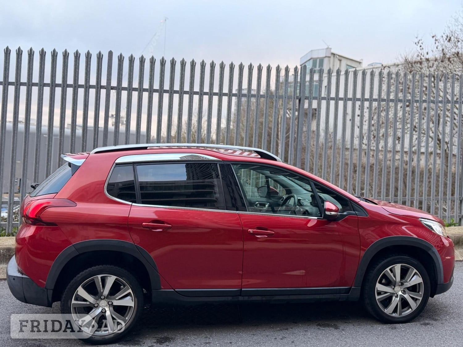 [ berth ]Peugeot 2008