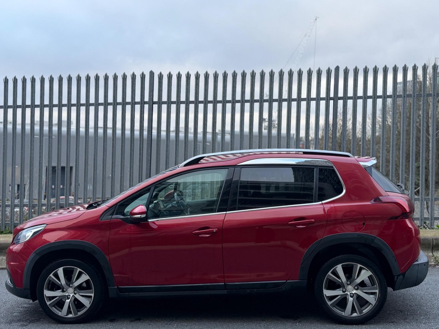 Peugeot 2008 2018 - Cars in Brent