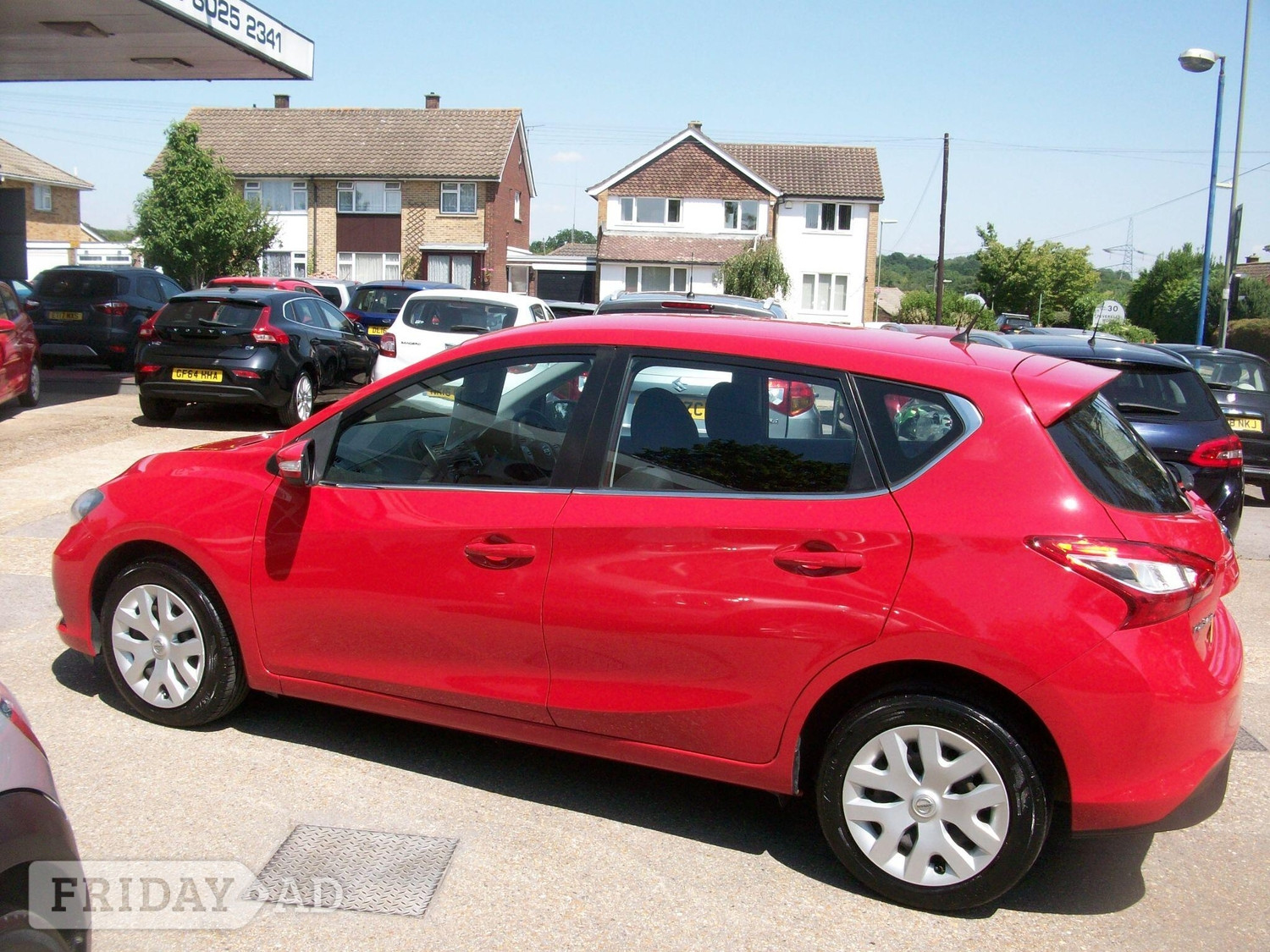 Nissan Pulsar 2017 - Cars in Eastleigh