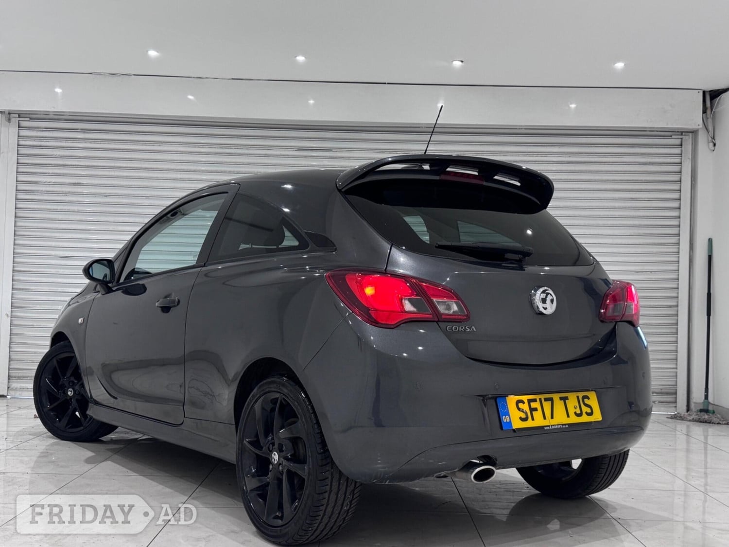 [ berth ]Vauxhall Corsa