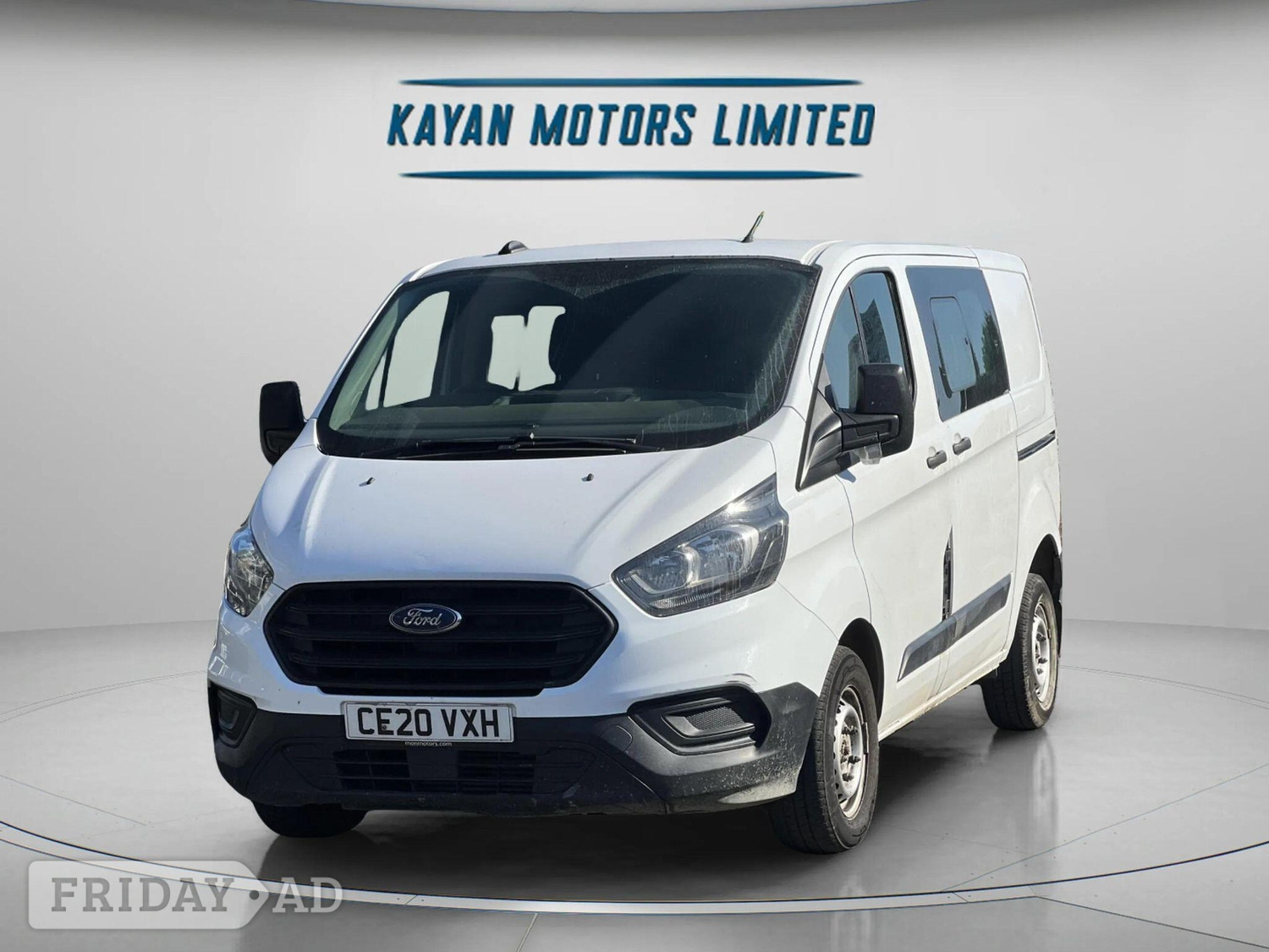 [ berth ]Ford Transit Custom