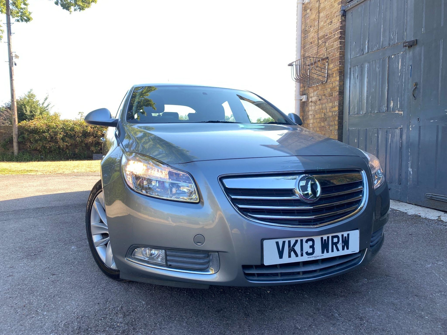 [ berth ]Vauxhall Insignia