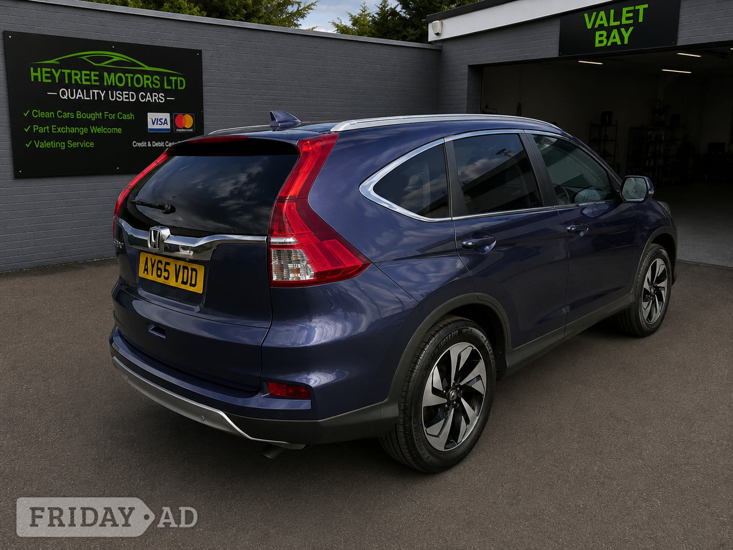 Honda CR-V 2015 - Cars in Blackpool