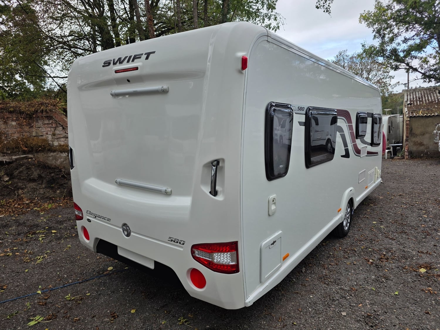 [ berth ]Swift Elegance 580