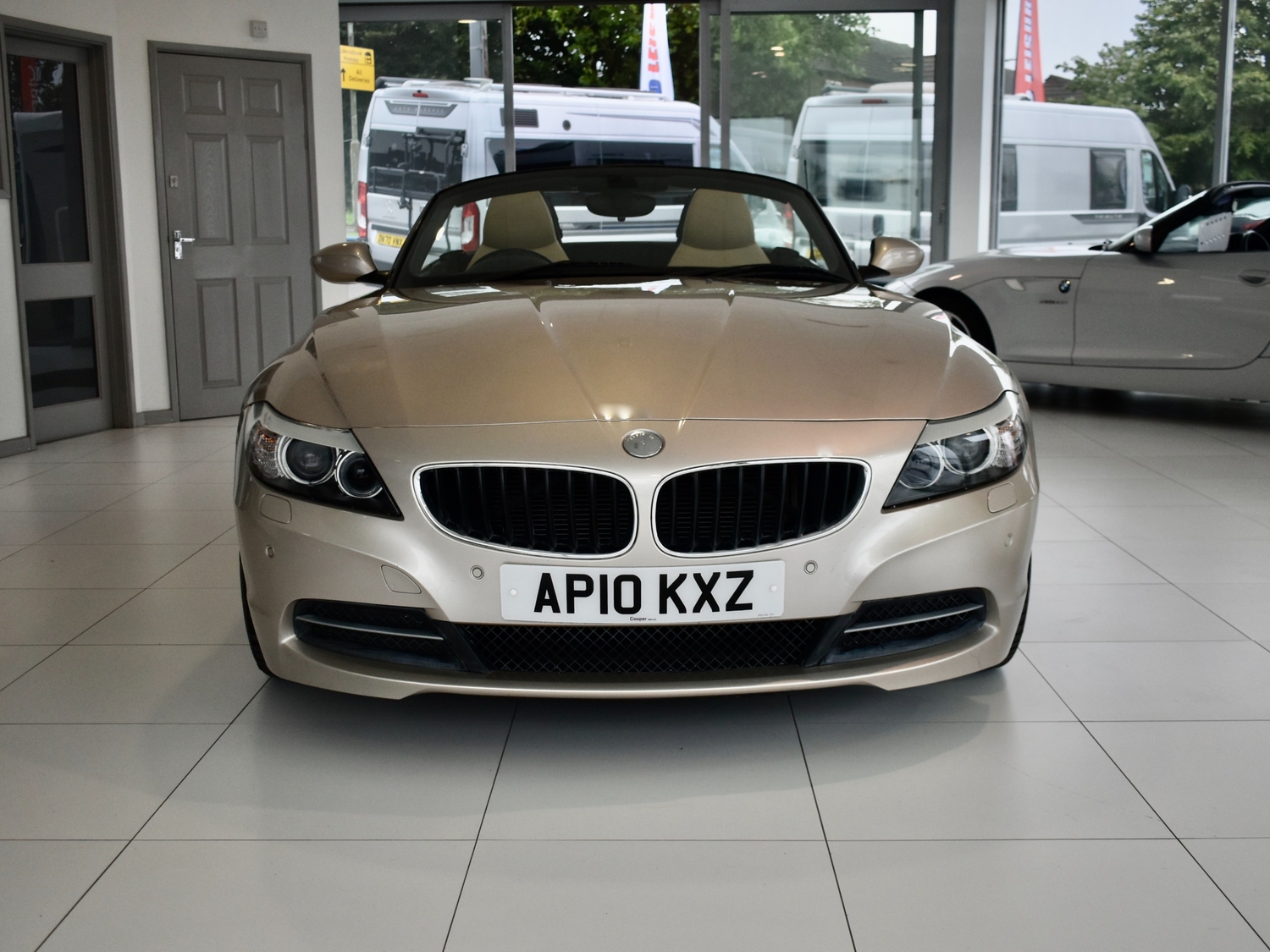 [ berth ]BMW Z4