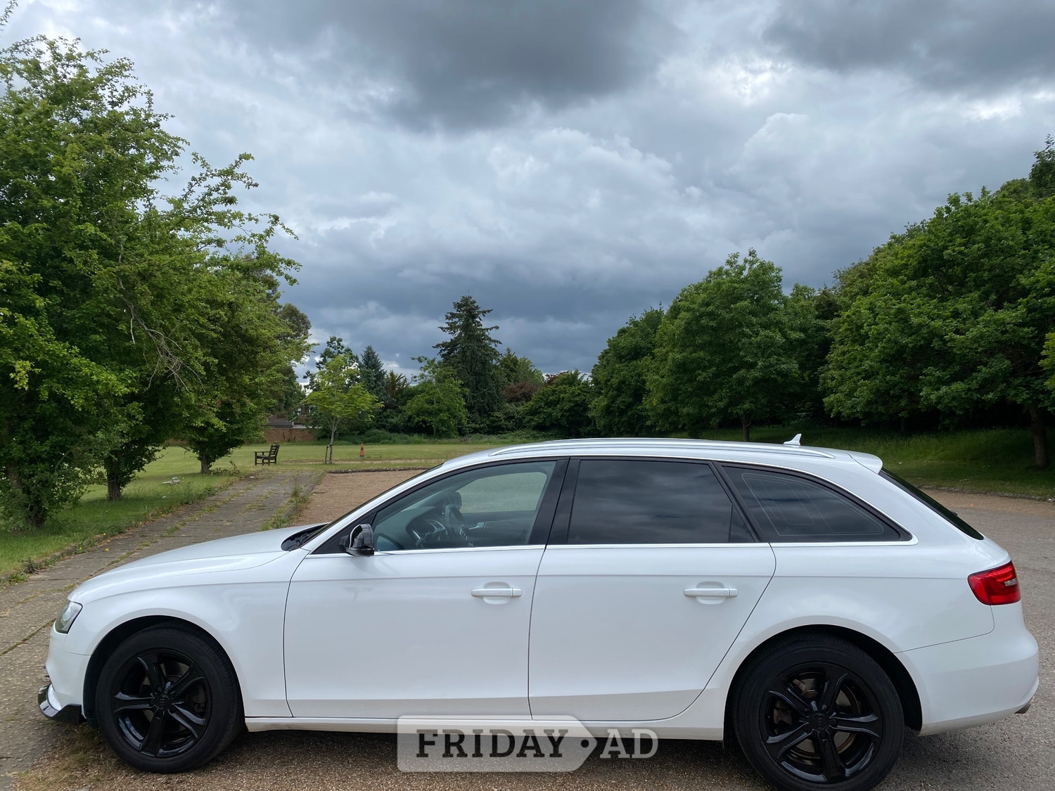 Audi A4 Avant 2013 - Cars in Slough