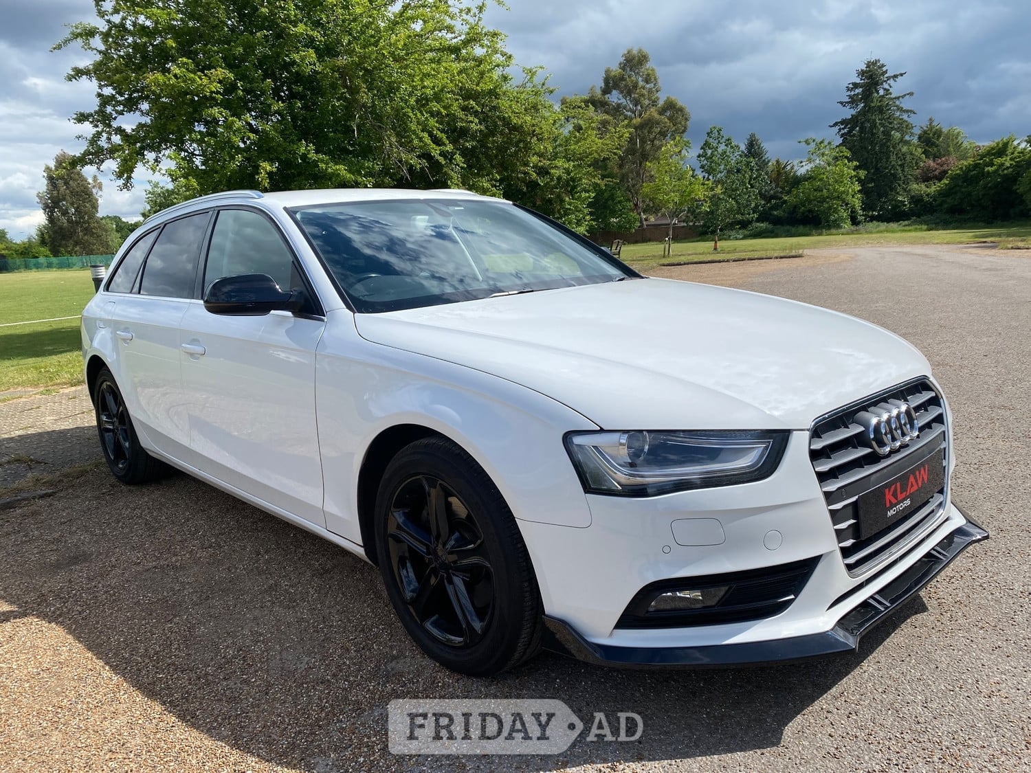 Audi A4 Avant 2013 in Slough