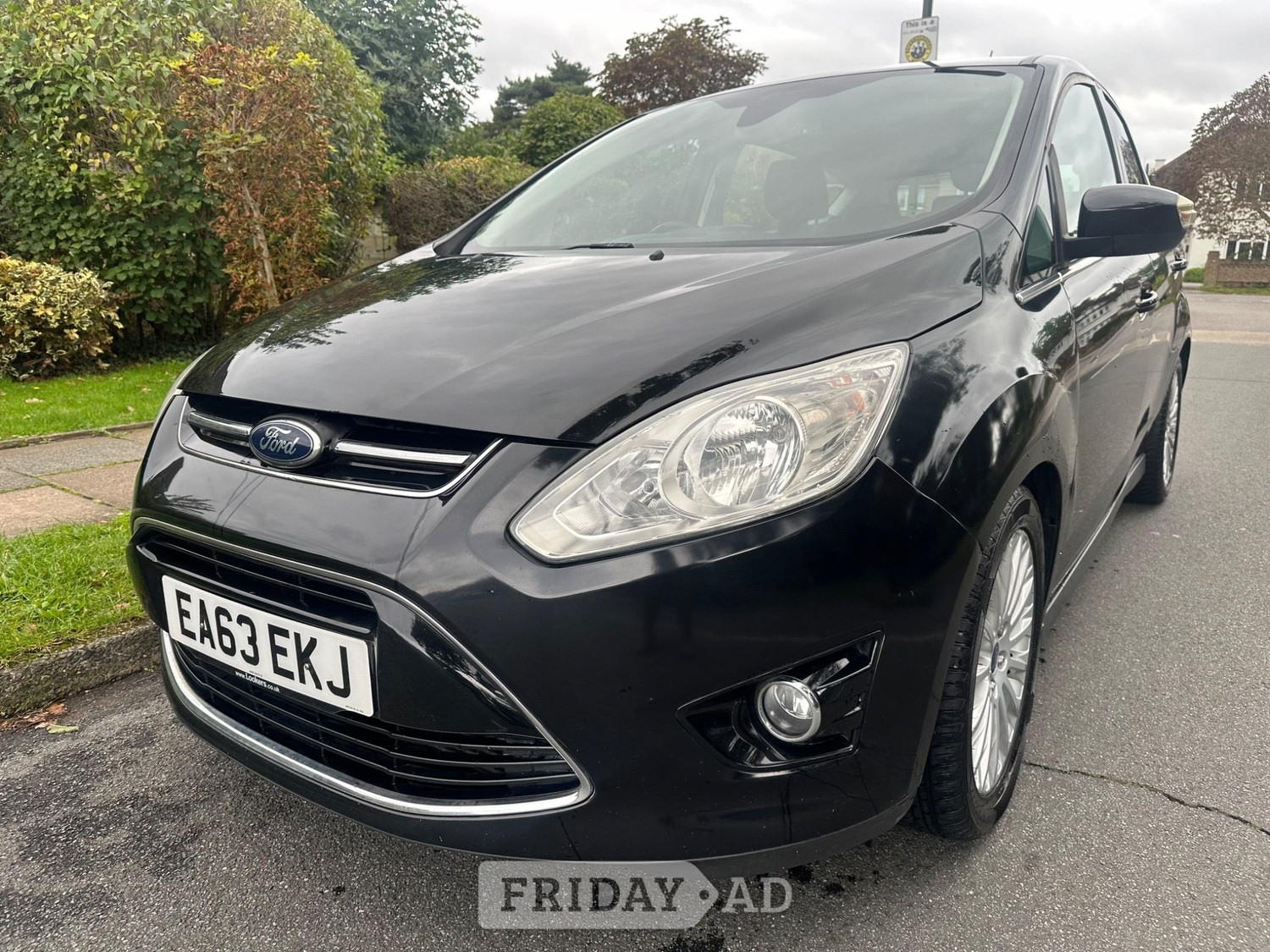 [ berth ]Ford C-MAX