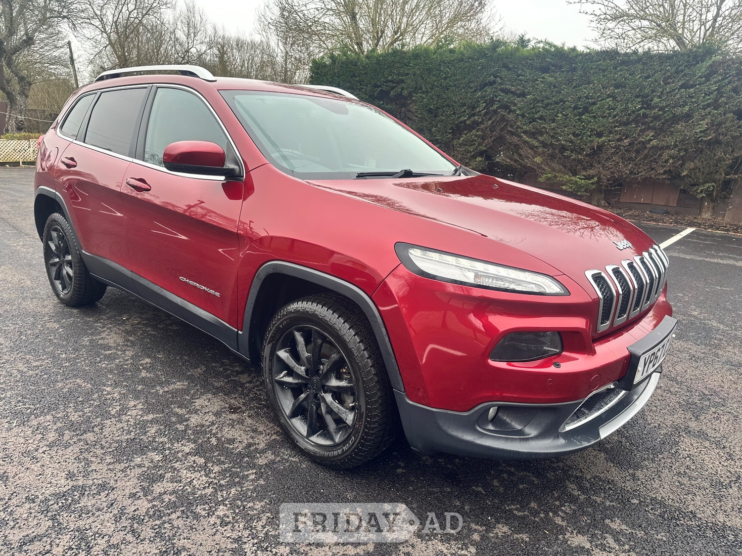 Jeep Cherokee 2017 in Slough