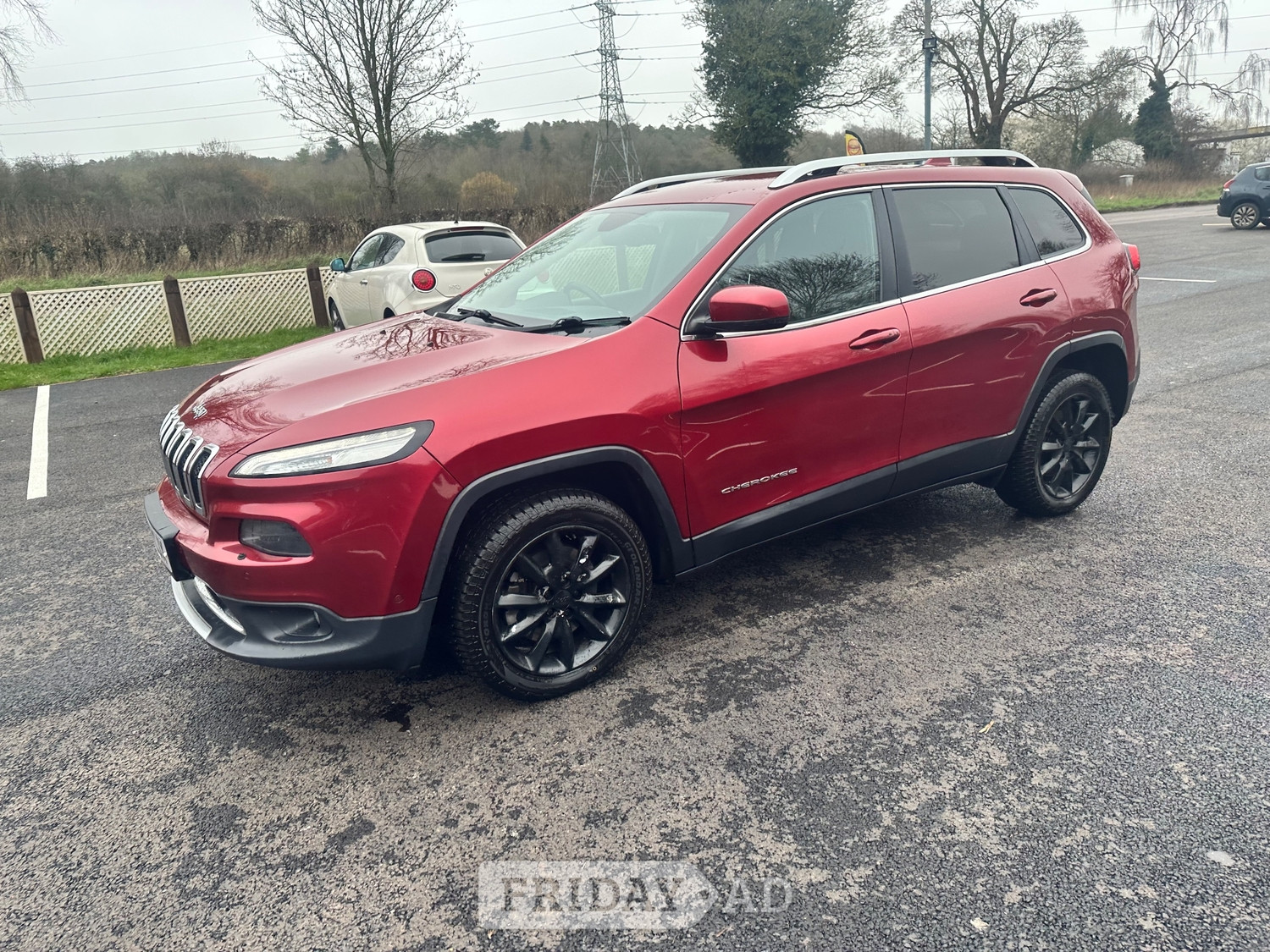 [ berth ]Jeep Cherokee