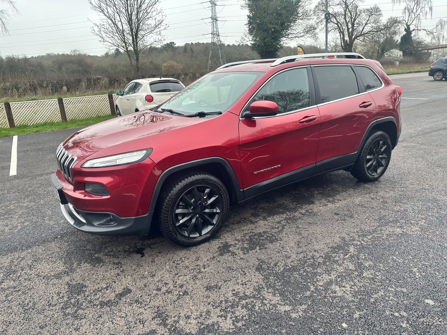 [ berth ]Jeep Cherokee