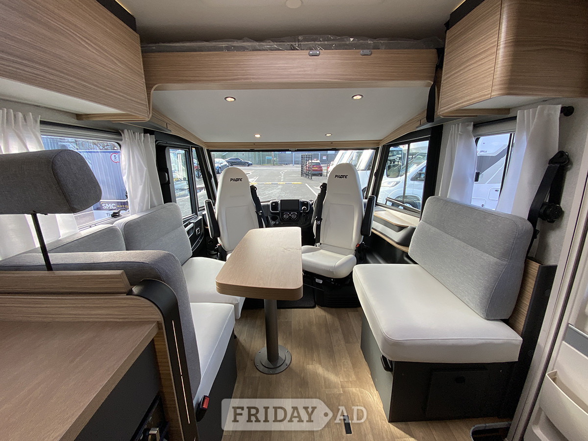 Pilote Galaxy G740 FC Evidence  2026 for sale - Motorhomes & Caravans in Newark