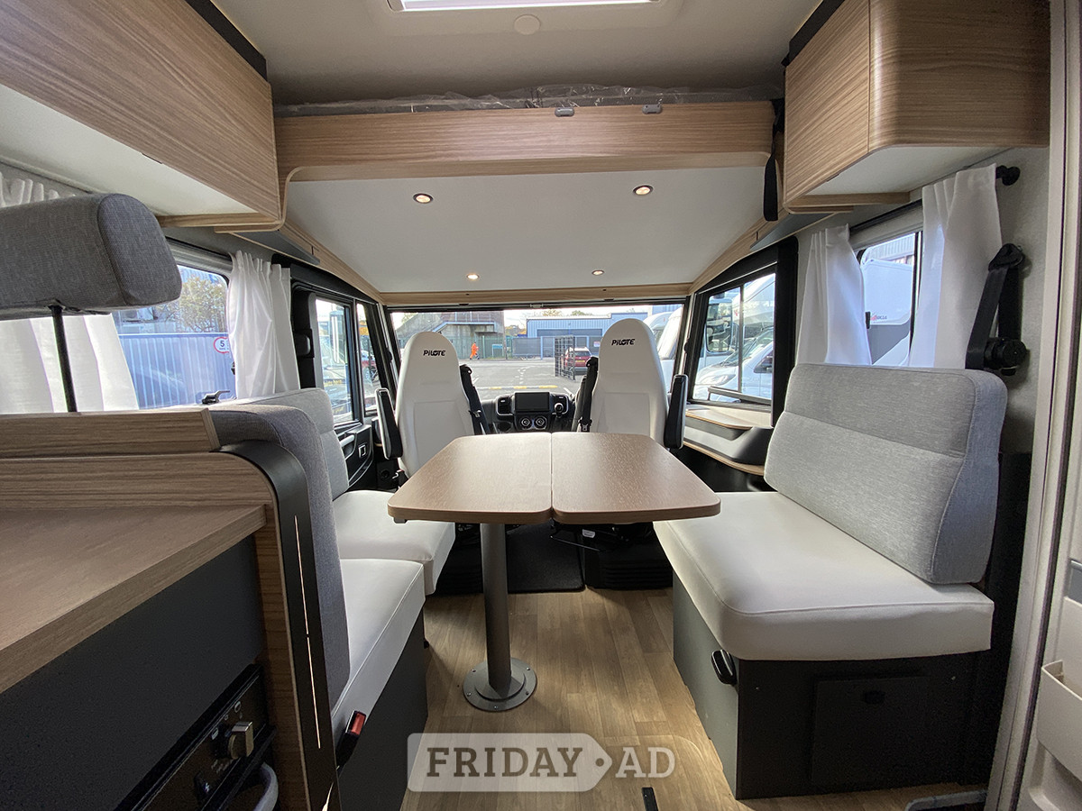 Pilote Galaxy G740 FC Evidence  2026 for sale - Motorhomes & Caravans