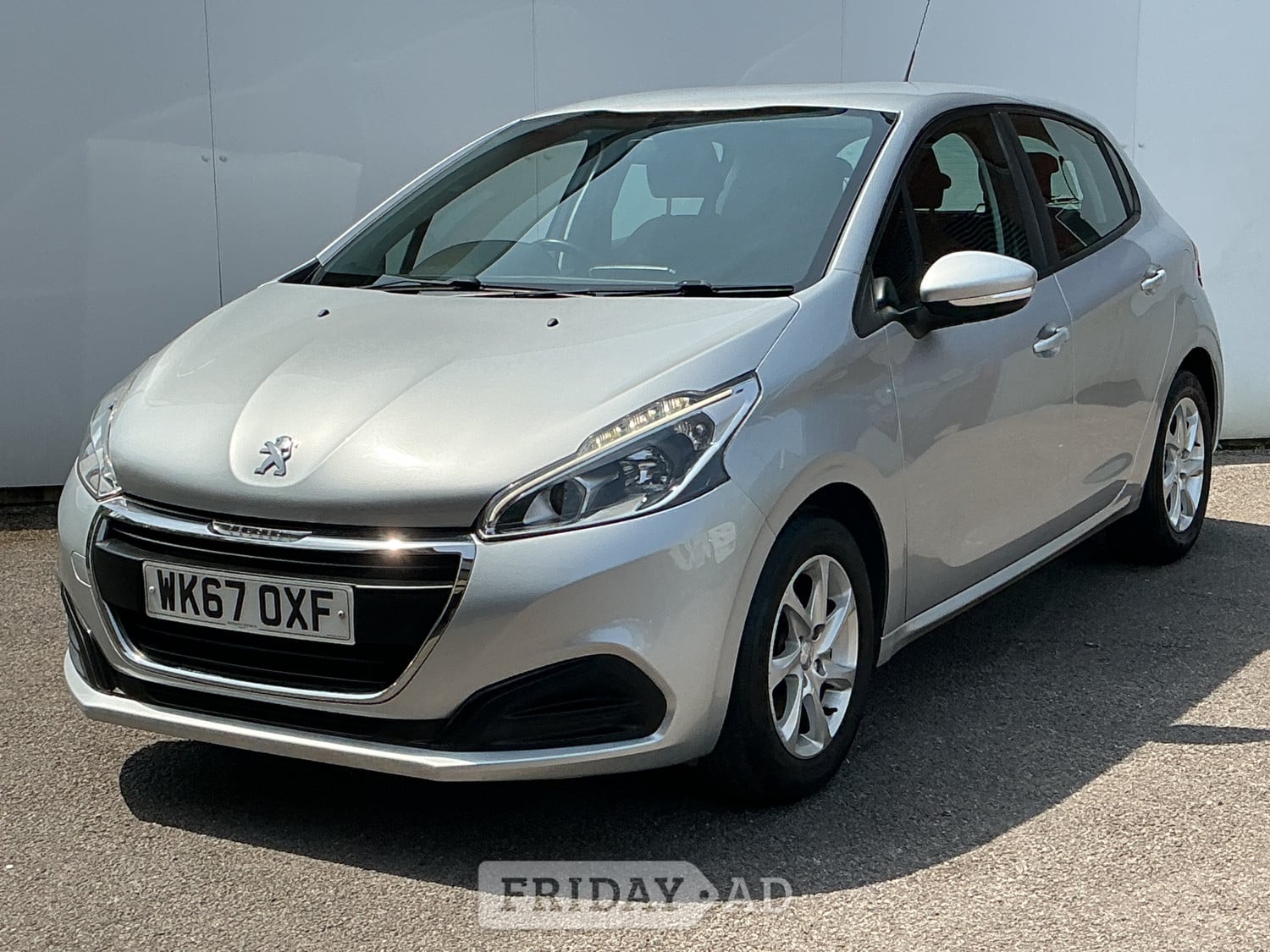 Peugeot 208 Porth
