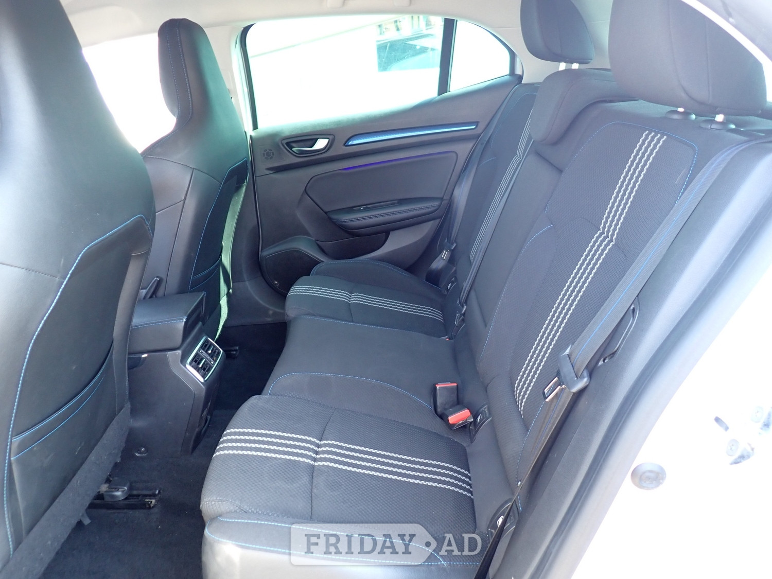 Renault Megane 2019 - Cars in Tonbridge