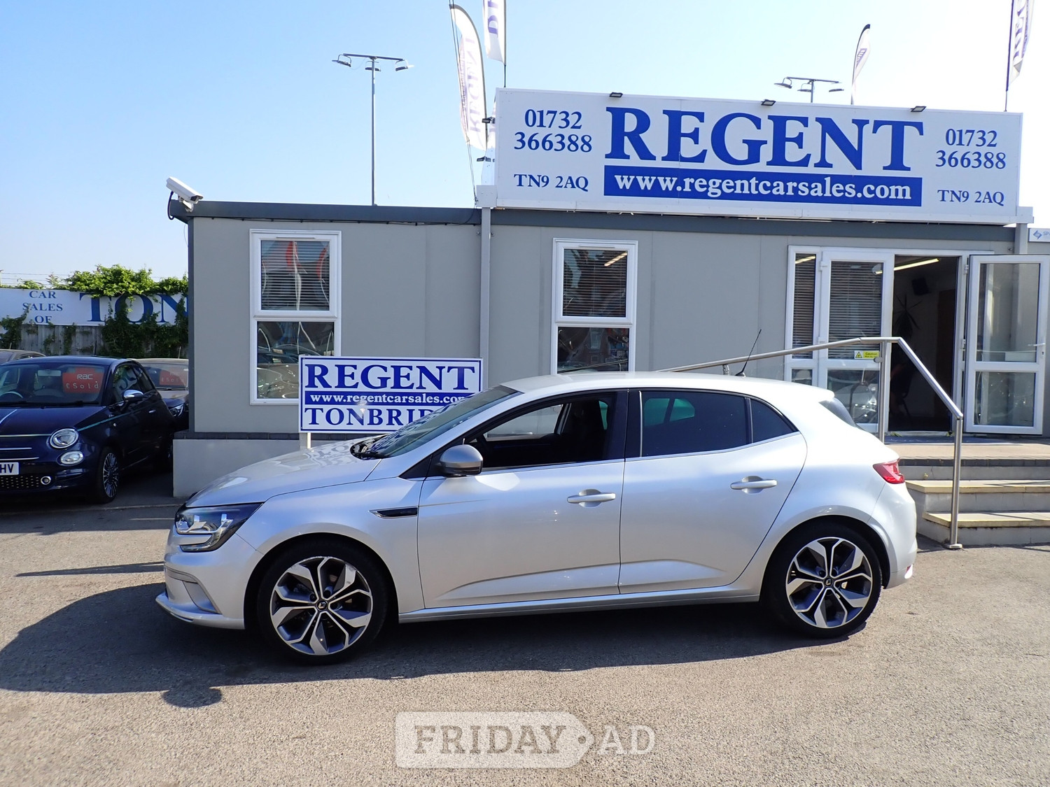Renault Megane 2019 - Cars