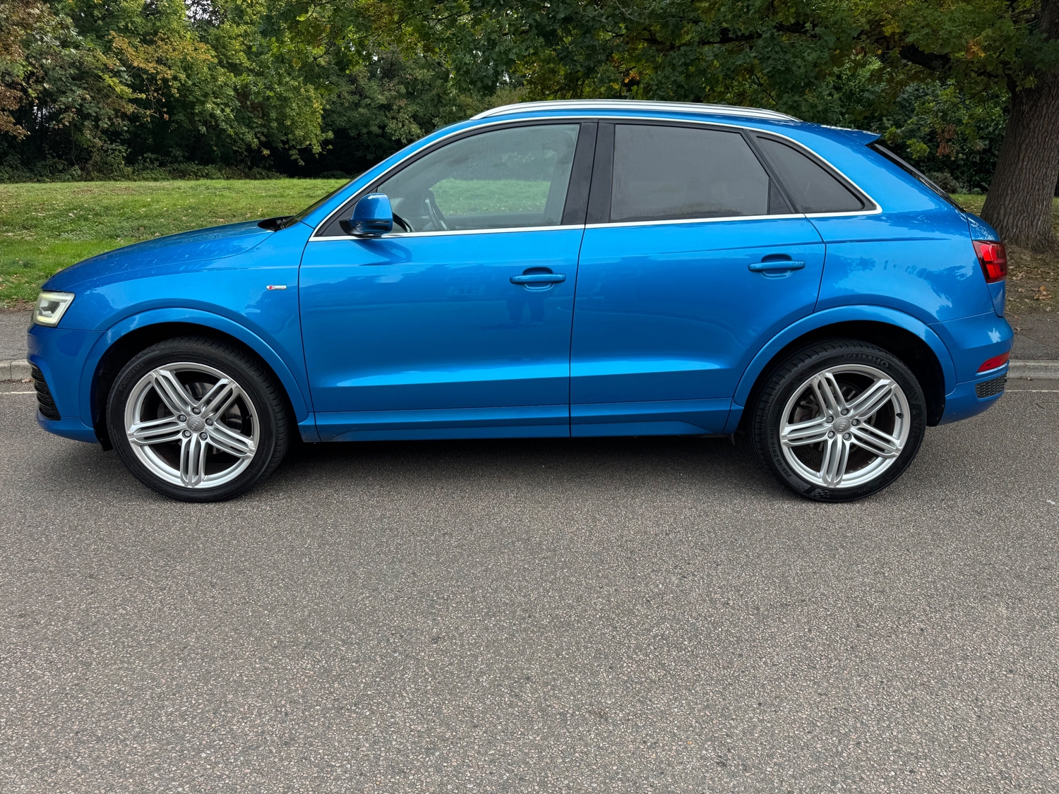 Audi Q3 2015 - Cars in Horsham