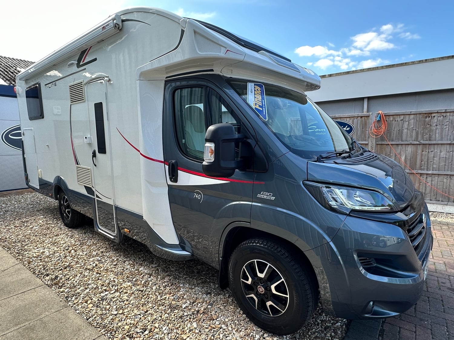 Roller Team T Line 740 2015 - Motorhomes & Caravans
