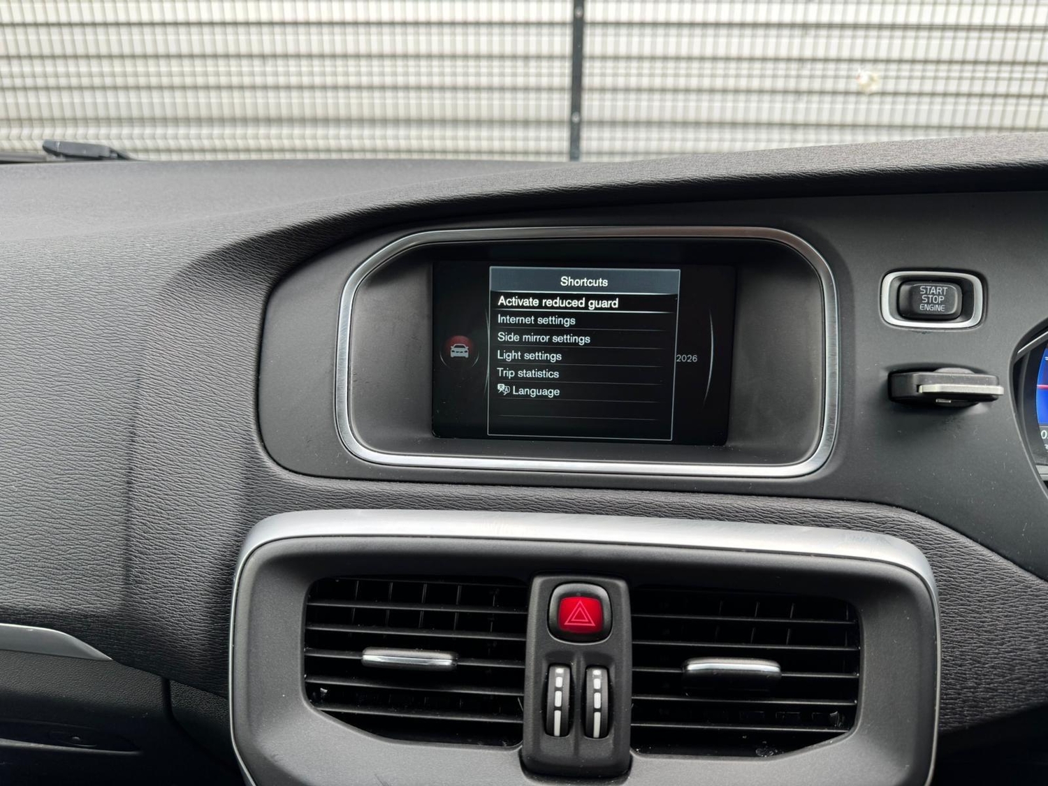 Volvo V40 2015 - Cars