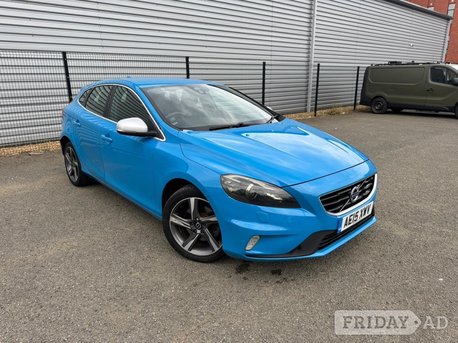 Volvo V40 2015 in Peterborough