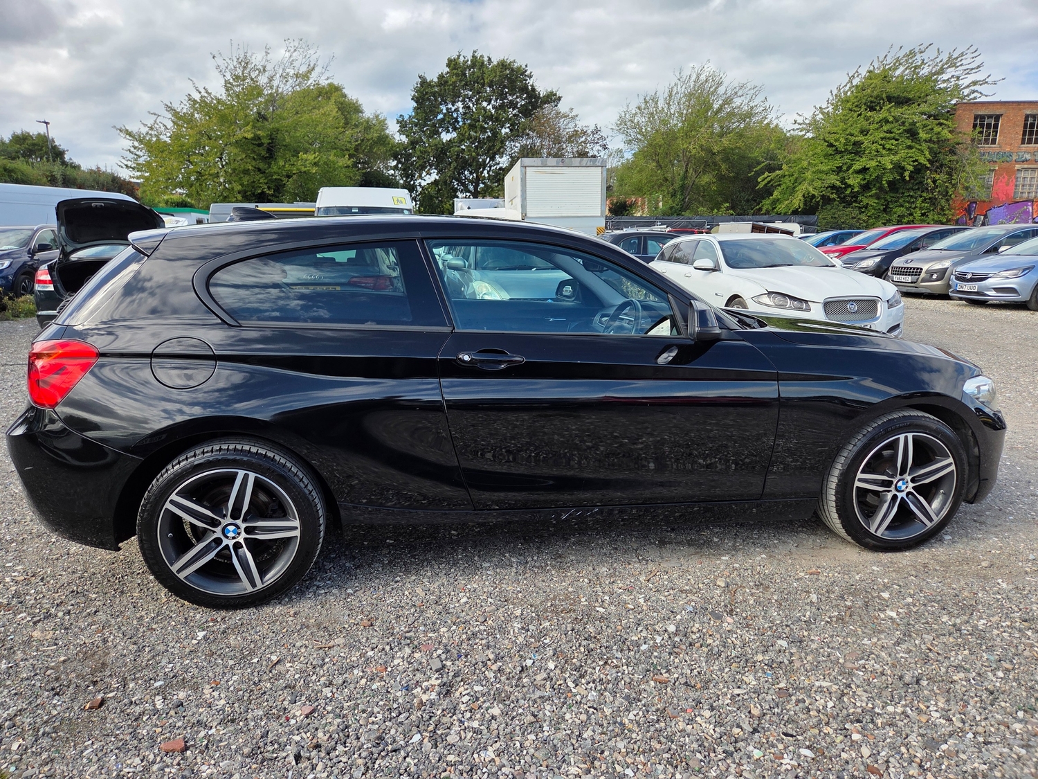 BMW 1 Series 2019 - Cars