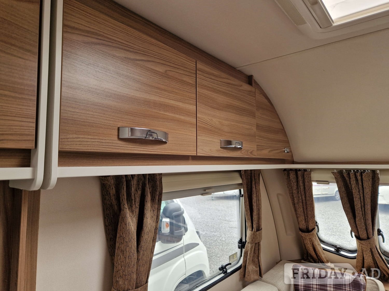 [2 berth ]Swift Icon Compact